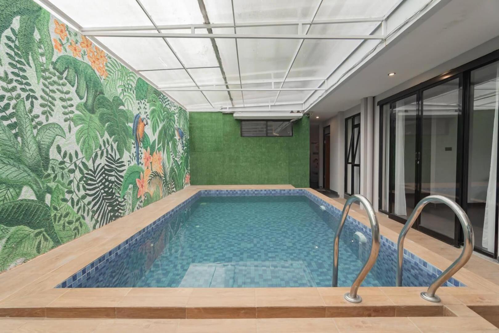 Reddoorz Plus Near Lembang Park & Zoo Dış mekan fotoğraf